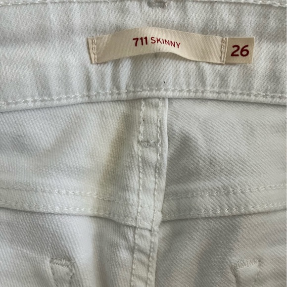 Levi’s 711 White Skinny Jeans - Picture 2 of 5